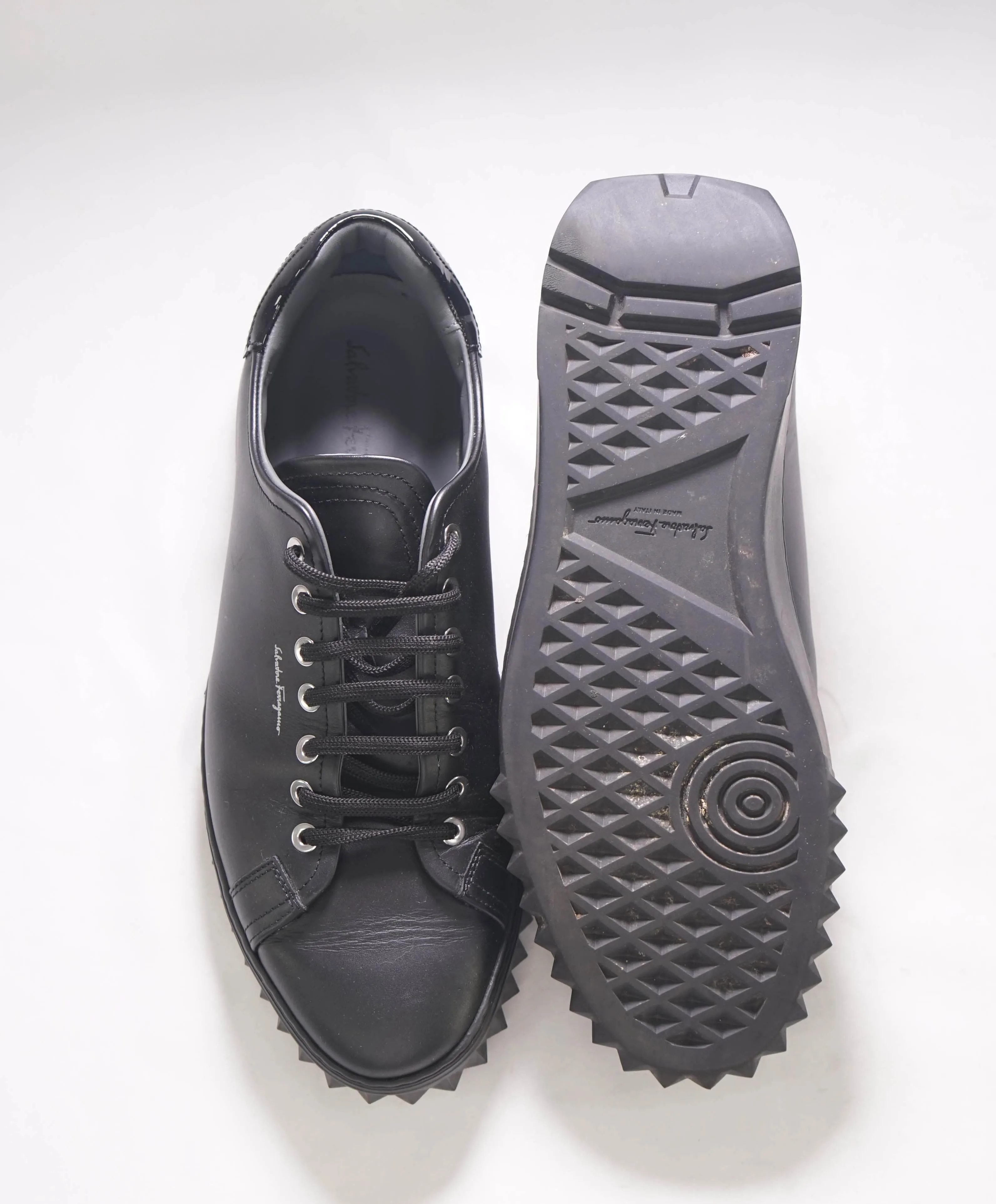 $750 SALVATORE FERRAGAMO - *Rhinoceros* Black Gancini Sneaker - 8.5 US