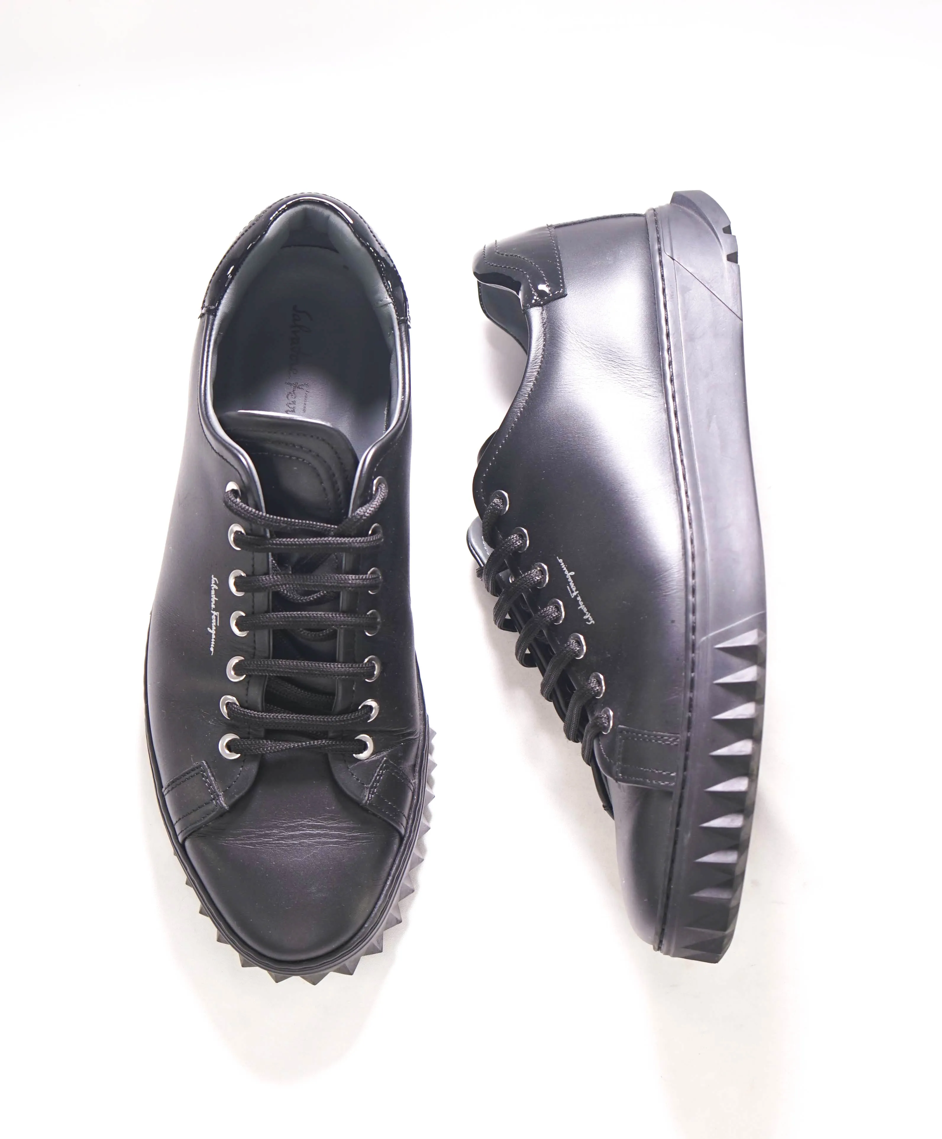 $750 SALVATORE FERRAGAMO - *Rhinoceros* Black Gancini Sneaker - 8.5 US