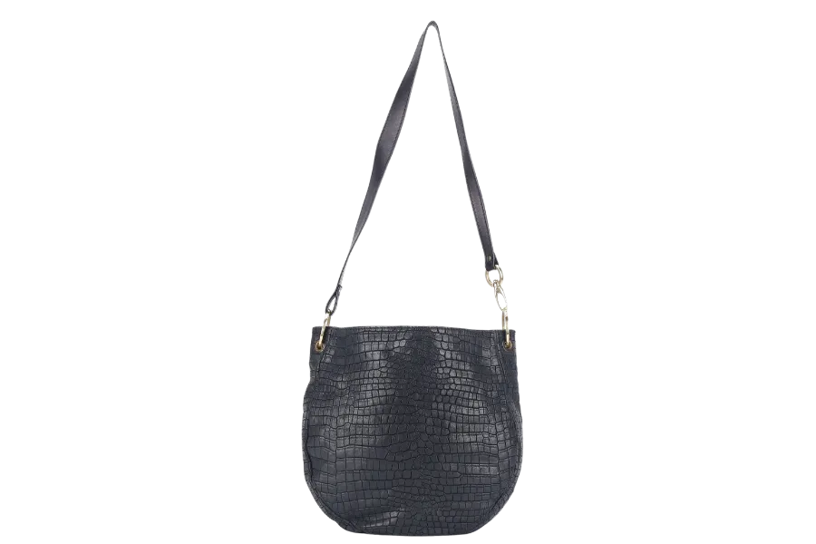 AIGNER SHOULDER BAG BLACK LEATHER GOLD HARDWARE NO DUST COVER