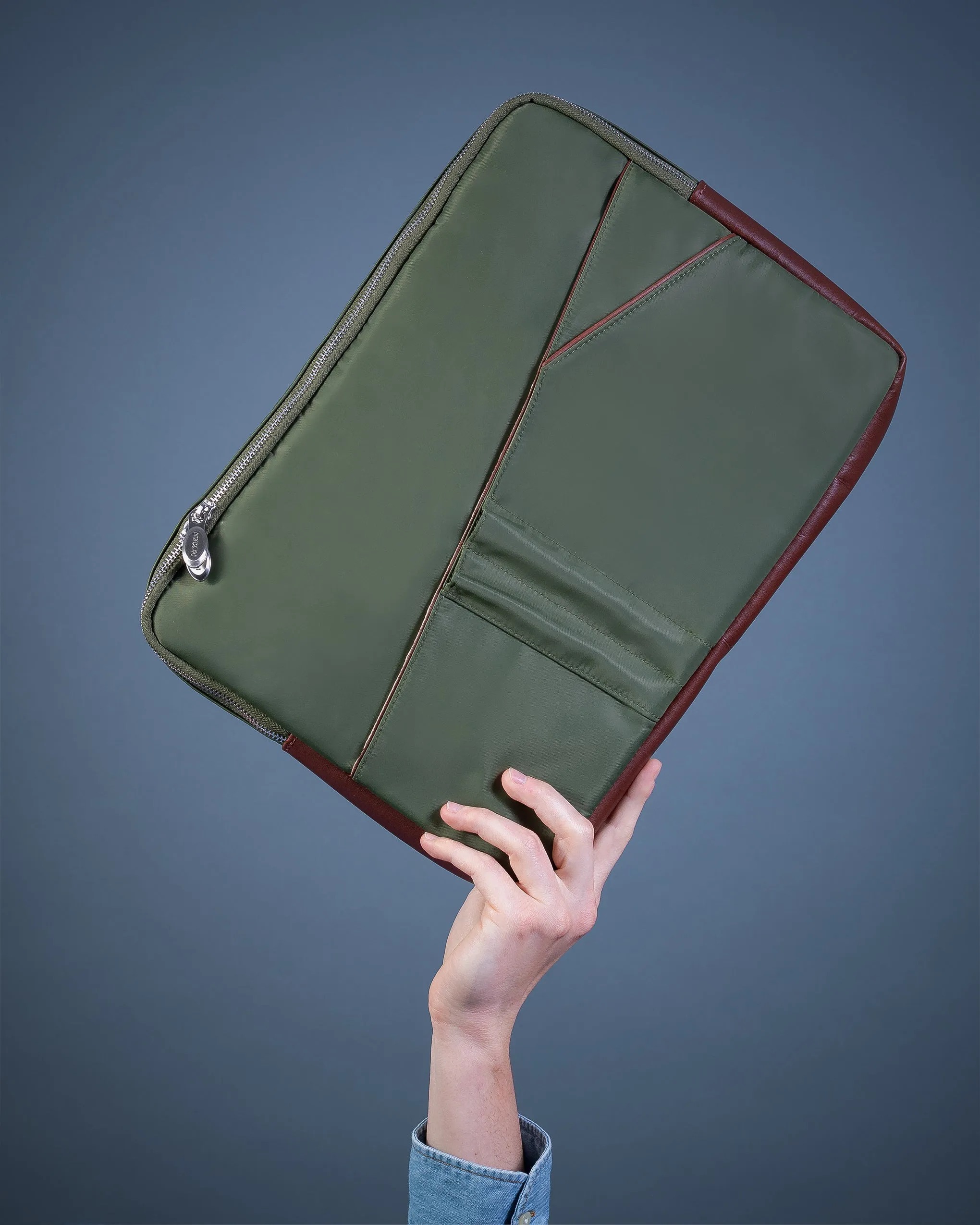 AUBURN | 15” Nylon Laptop Sleeve