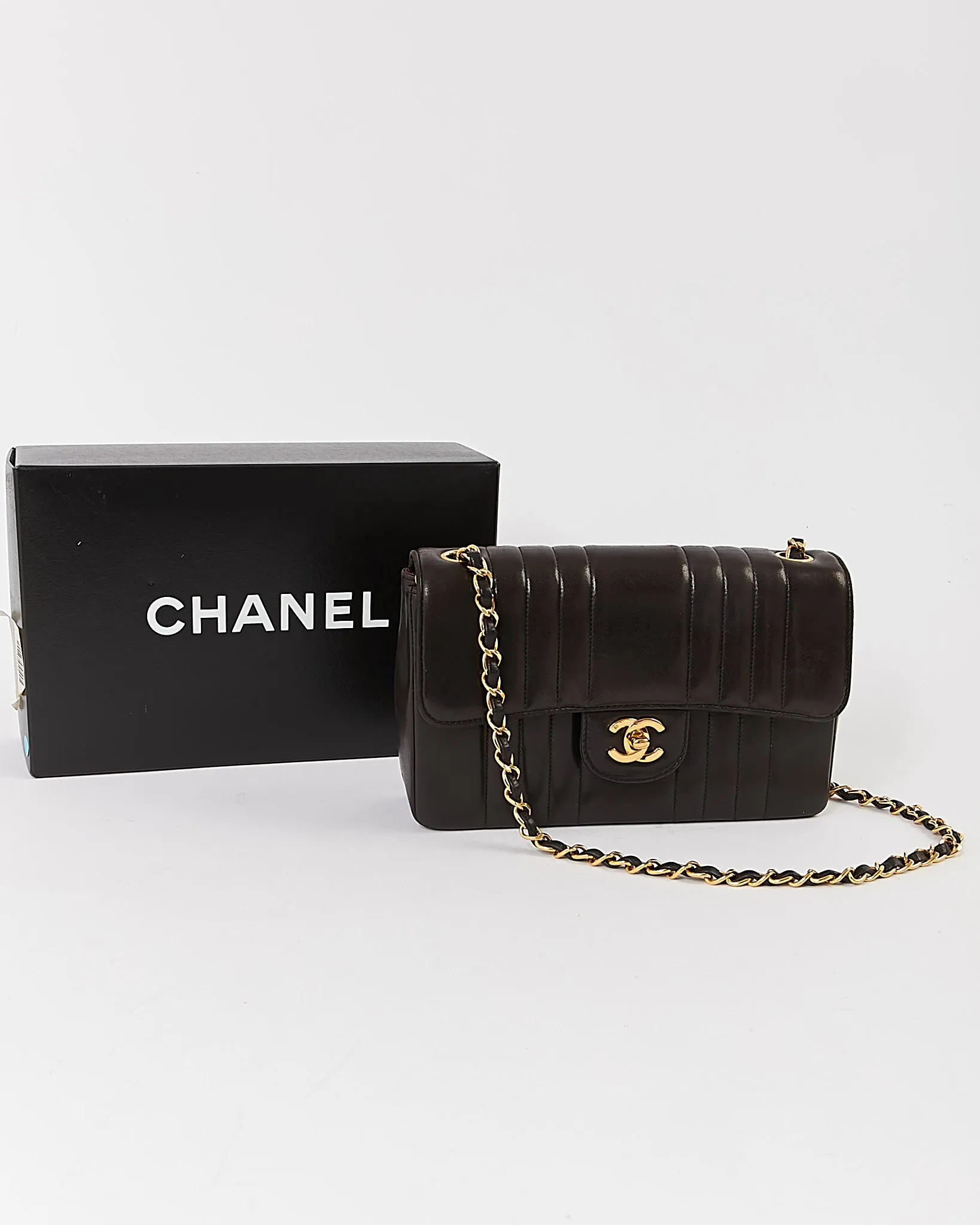 Chanel Black Vertical Quilted Lambskin 24K Gold Vintage Small Classic Single Flap Bag