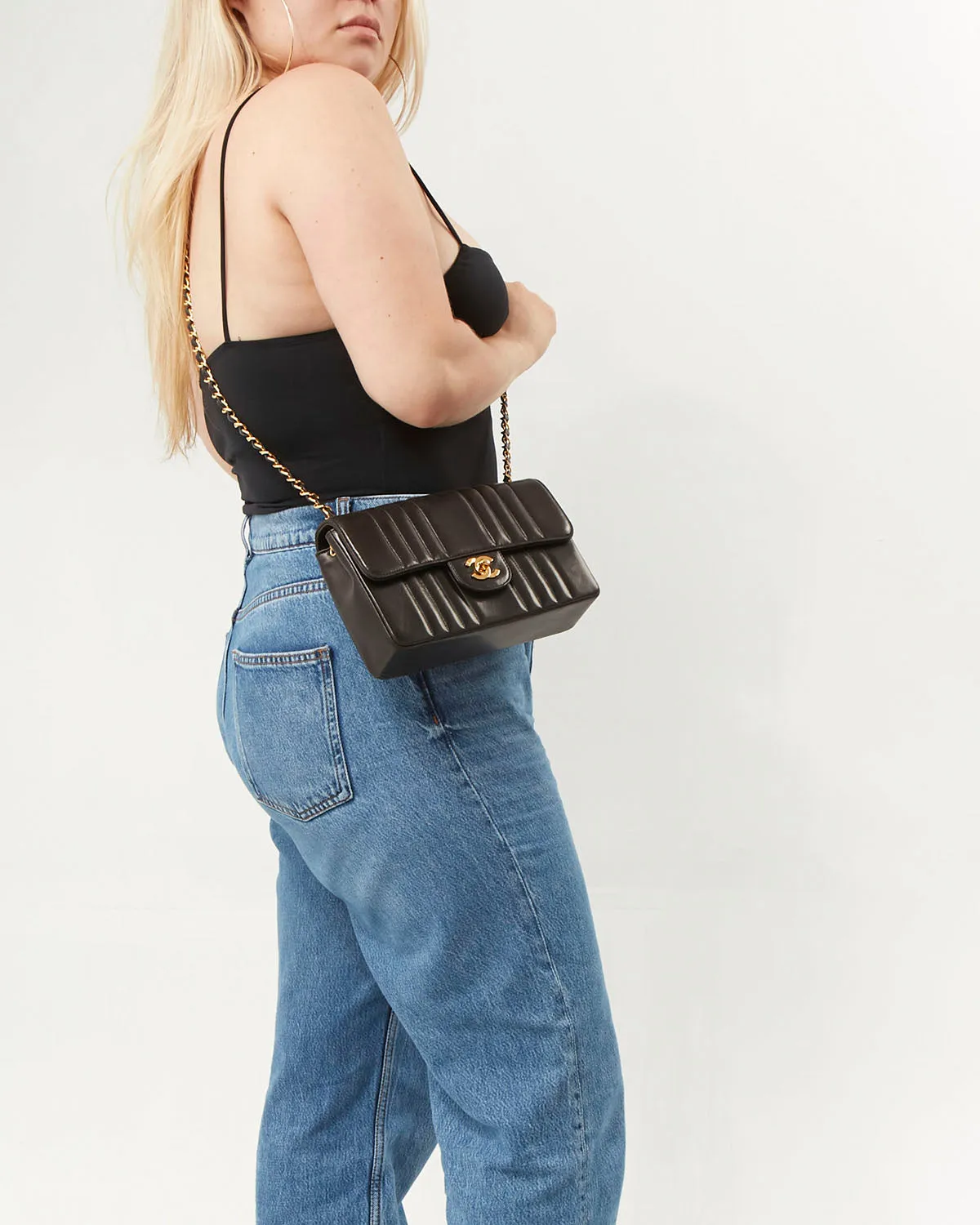 Chanel Black Vertical Quilted Lambskin 24K Gold Vintage Small Classic Single Flap Bag