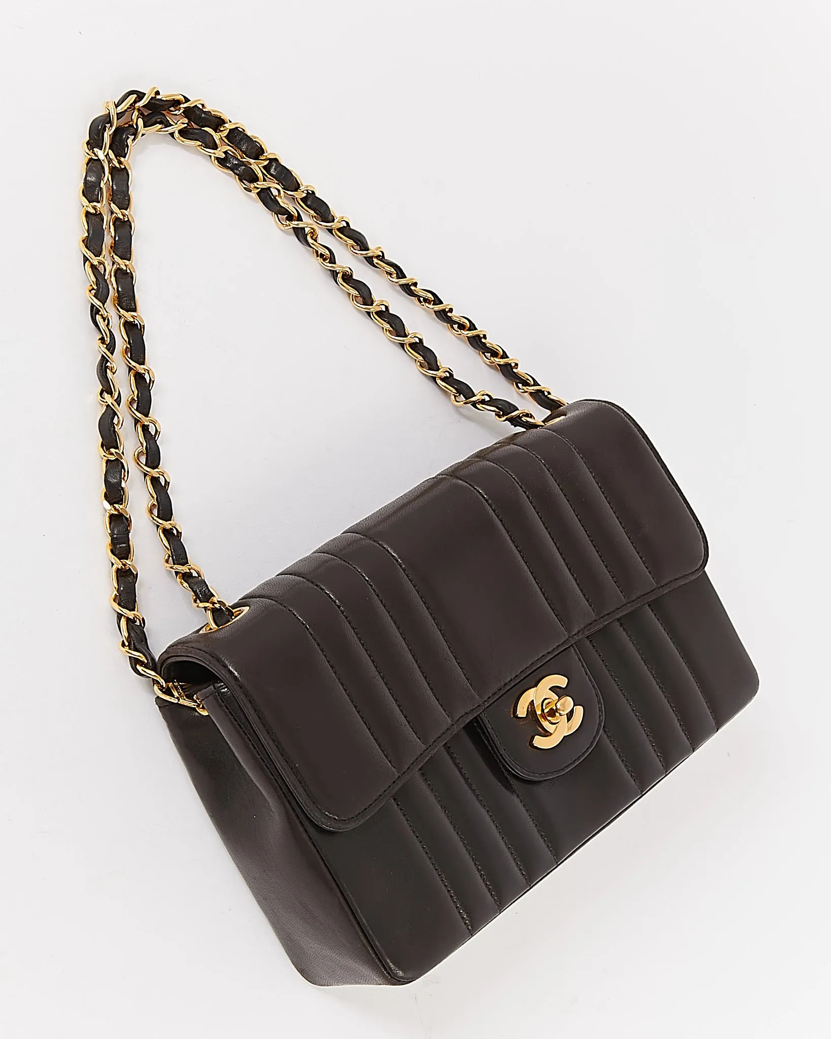 Chanel Black Vertical Quilted Lambskin 24K Gold Vintage Small Classic Single Flap Bag
