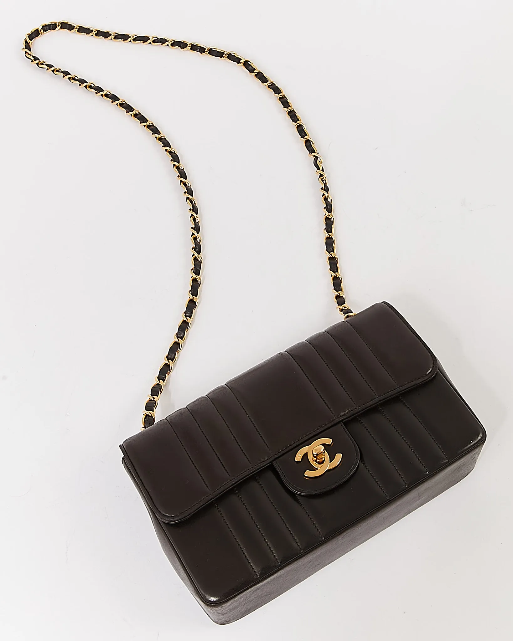 Chanel Black Vertical Quilted Lambskin 24K Gold Vintage Small Classic Single Flap Bag