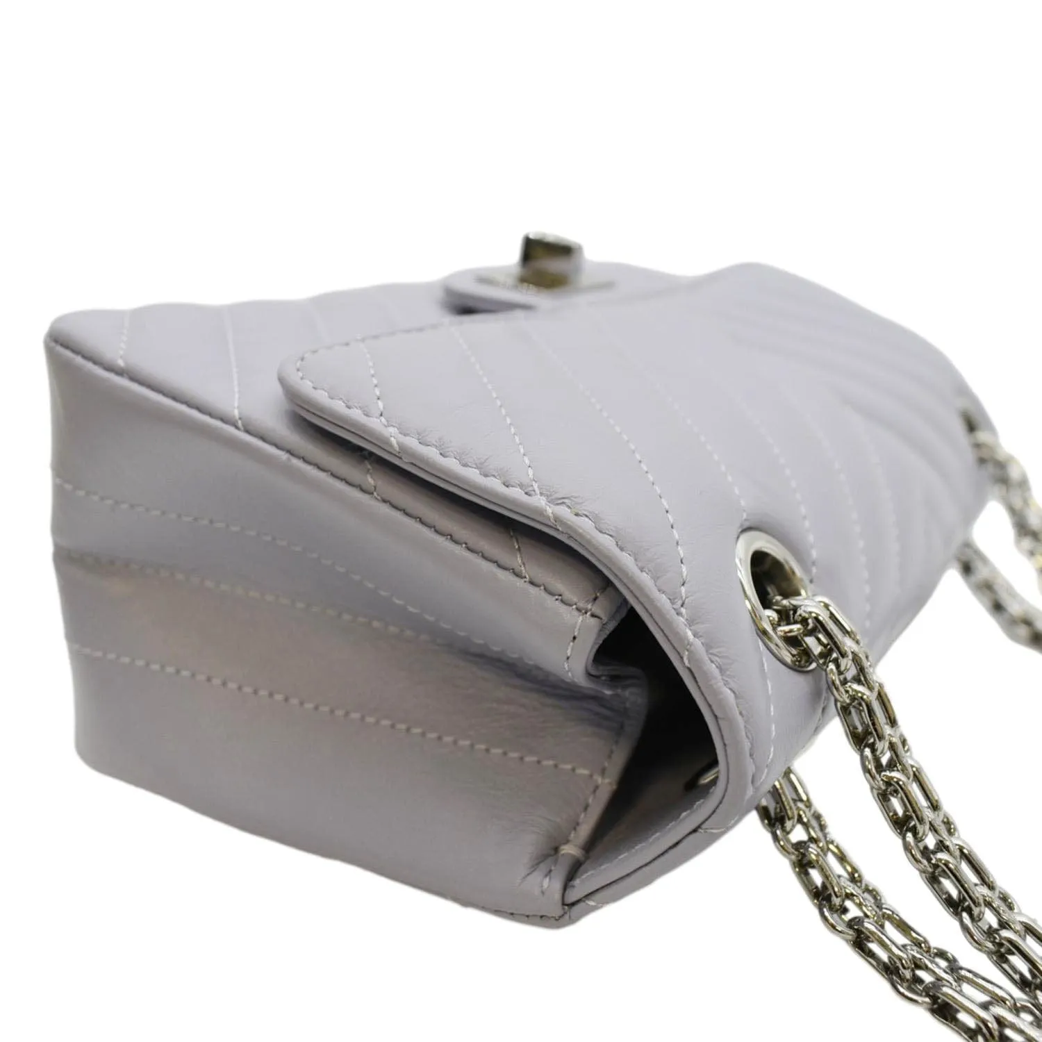 CHANEL Reissue Flap Aged Calfskin Shoulder Bag Light Purple