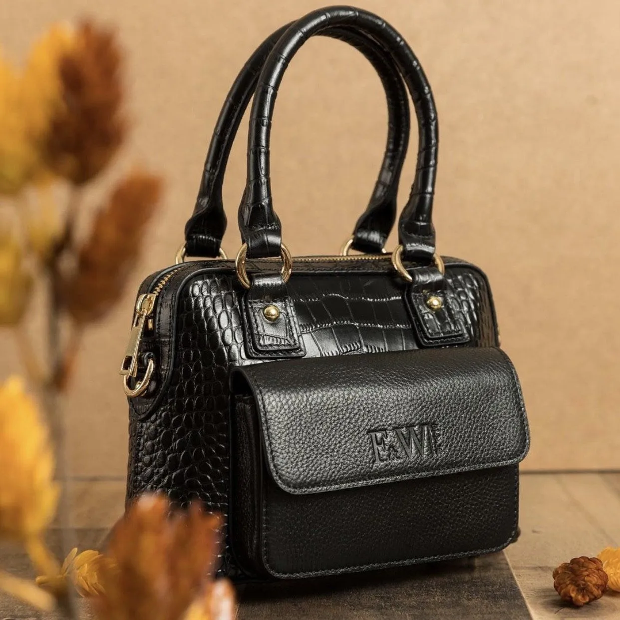 F&W Style Nikki Mini - Black