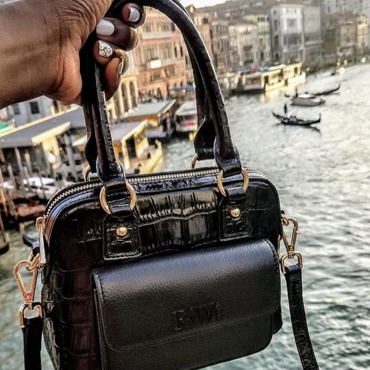 F&W Style Nikki Mini - Black