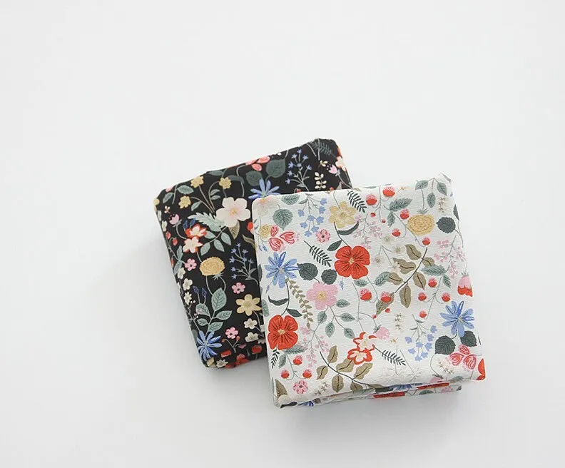 Floral Oxford Cotton Fabric - Ivory or Black - Home Decor Fabric By the Yard / 42605