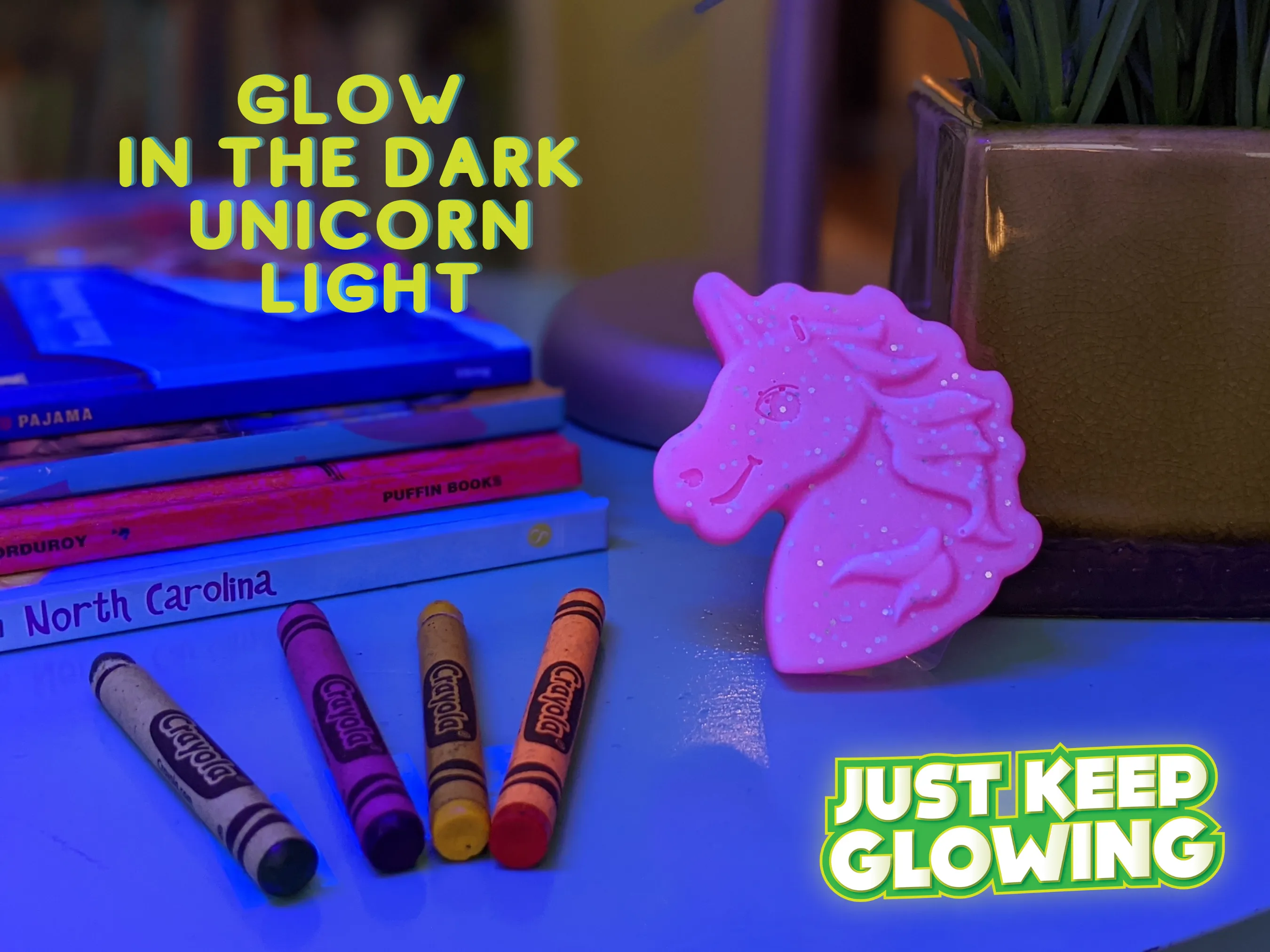 GLOW IN THE DARK UNICORN LIGHT