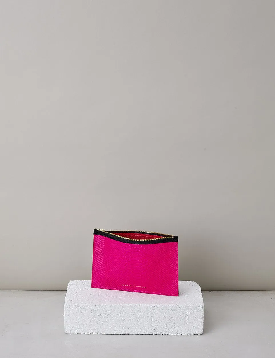 HALF TOTE