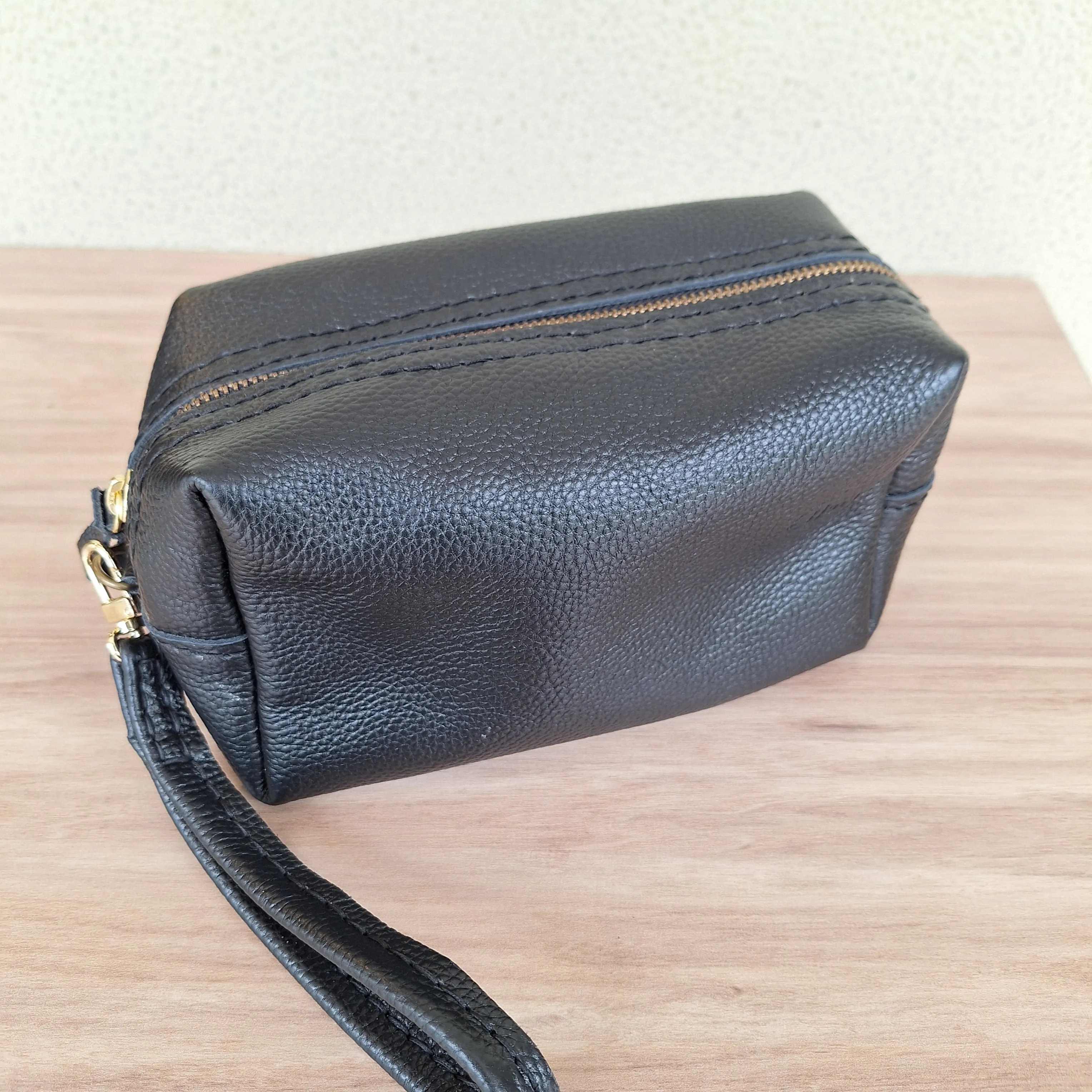 Handcrafted by Harl's Travel Pouch