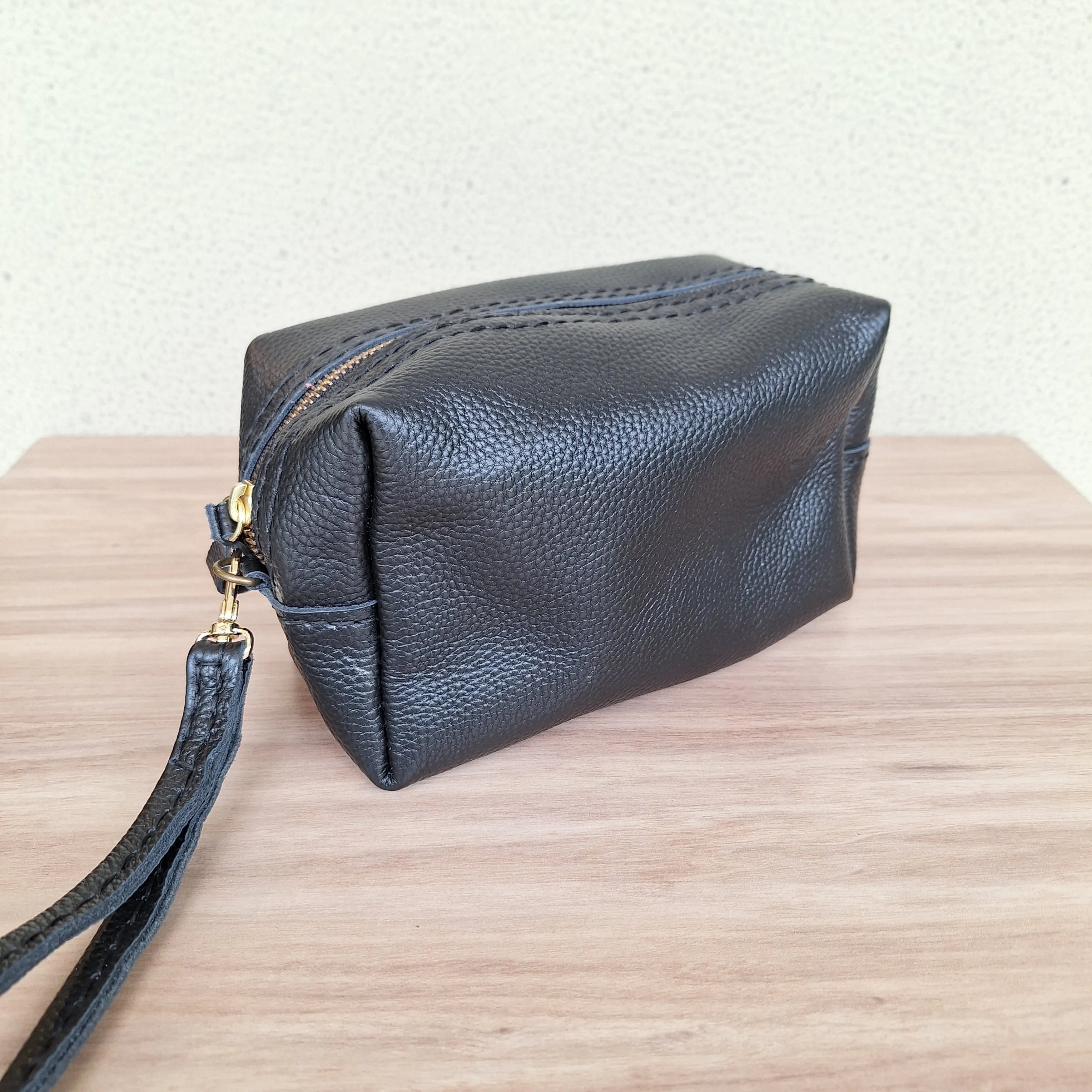 Handcrafted by Harl's Travel Pouch