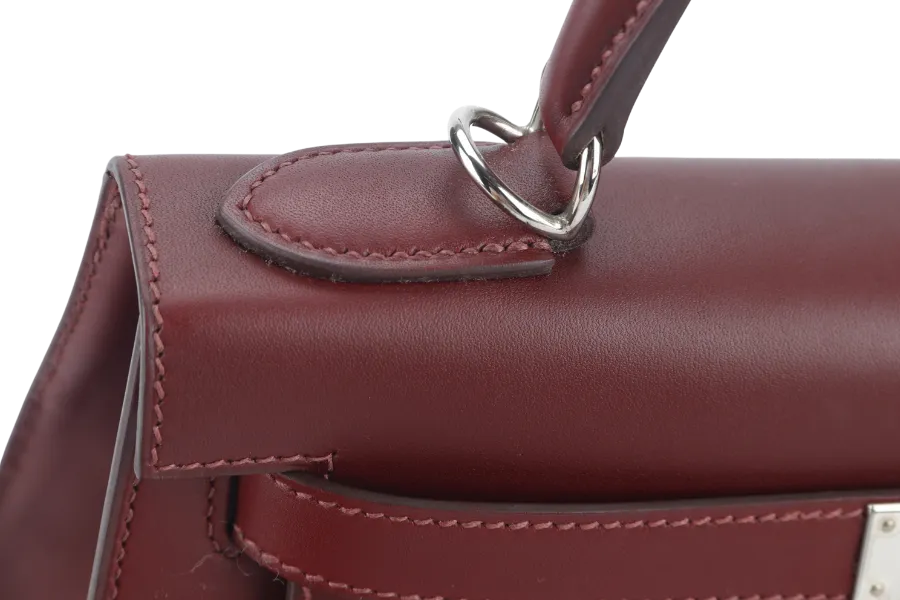 HERMES KELLY 28 STAMP C (YEAR 2019) LETTRE M ROUGE H VERMILLION, ROSE TYRIEN EPSOM, CHEVRE SOMBRERO SILVER HARDWARE WITH LOCK&KEYS, RAINCOAT AND DUST COVER
