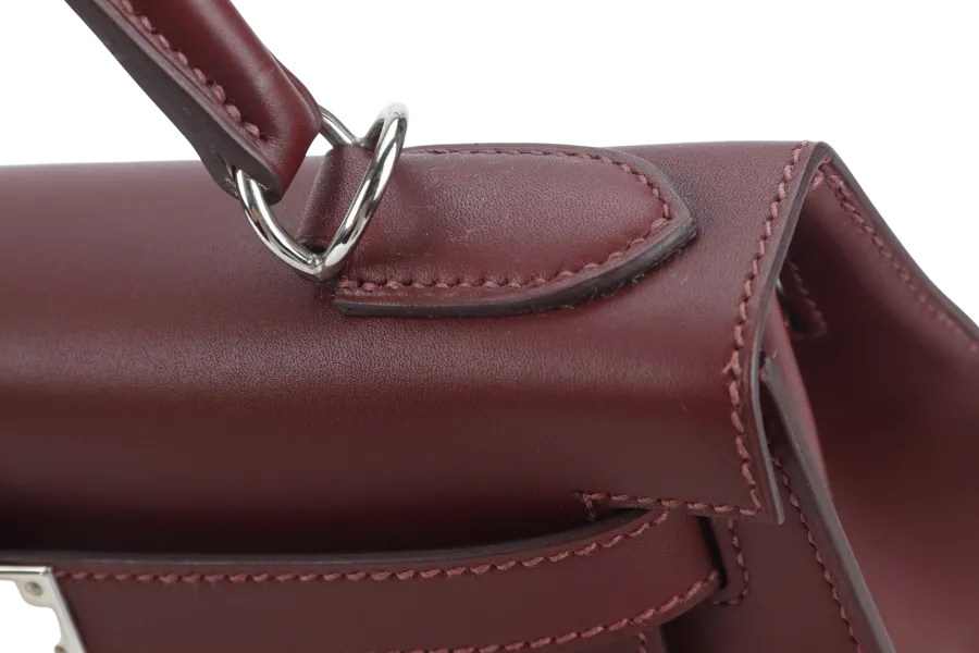 HERMES KELLY 28 STAMP C (YEAR 2019) LETTRE M ROUGE H VERMILLION, ROSE TYRIEN EPSOM, CHEVRE SOMBRERO SILVER HARDWARE WITH LOCK&KEYS, RAINCOAT AND DUST COVER