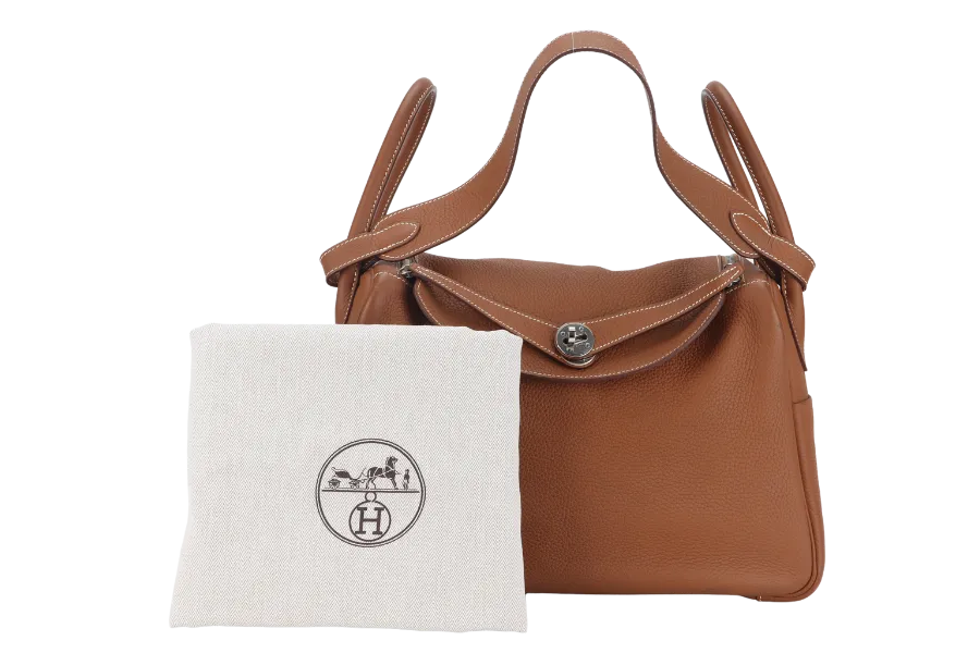 HERMES LINDY 34 GOLD COLOR CLEMENCE LEATHER WITH SILVER HARDWARE STAMP Q WITH DUST COVER
