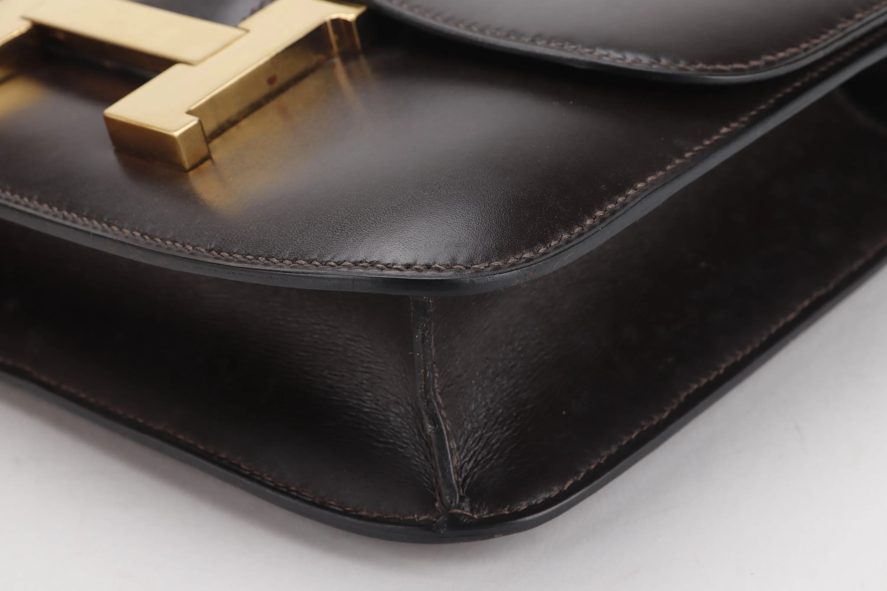 HERMES VINTAGE CONSTANCE 23 (STAMP Z (1970)) DARK BROWN BOX LEATHER GOLD HARDWARE, WITH DUST COVER