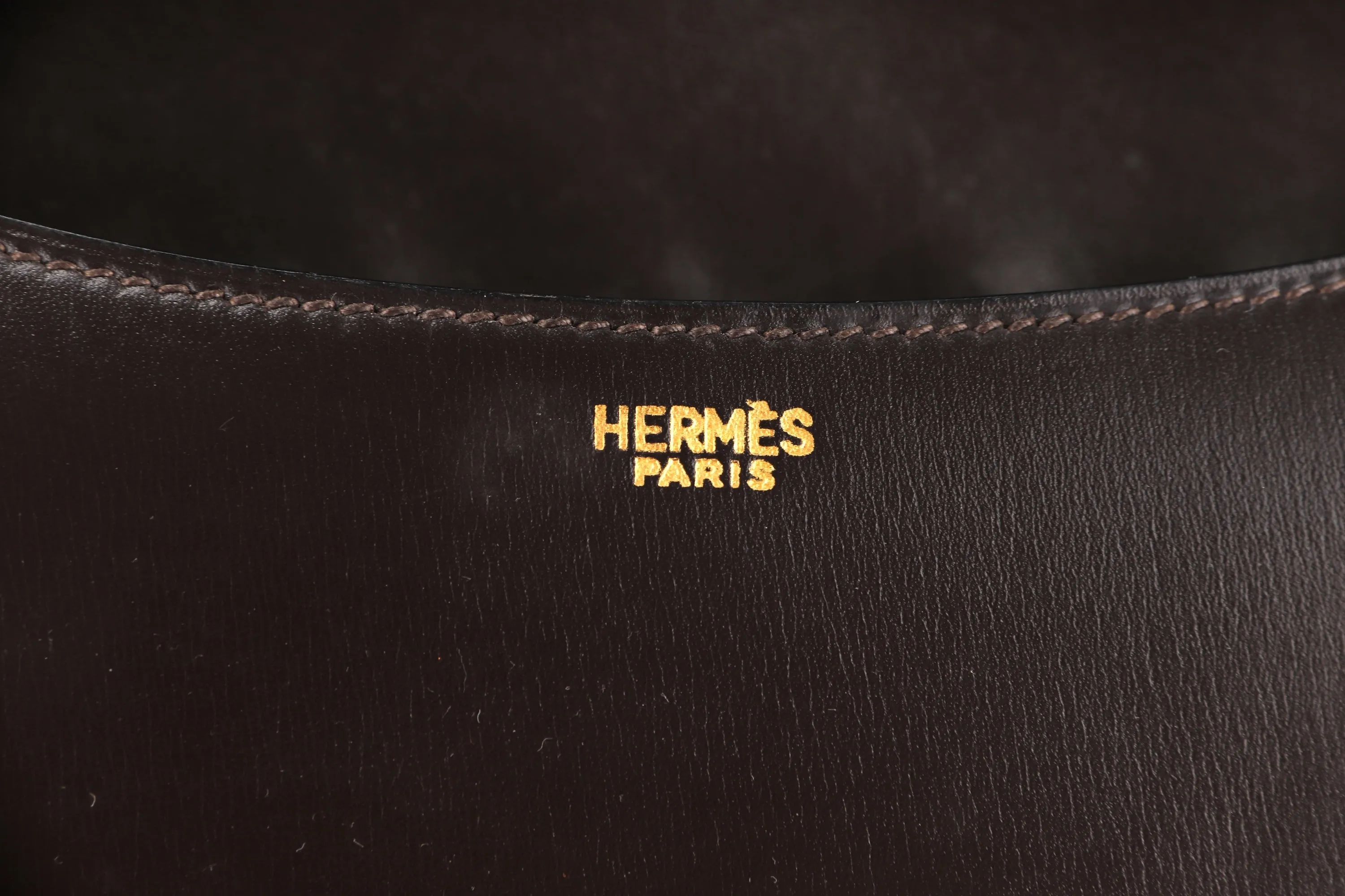 HERMES VINTAGE CONSTANCE 23 (STAMP Z (1970)) DARK BROWN BOX LEATHER GOLD HARDWARE, WITH DUST COVER
