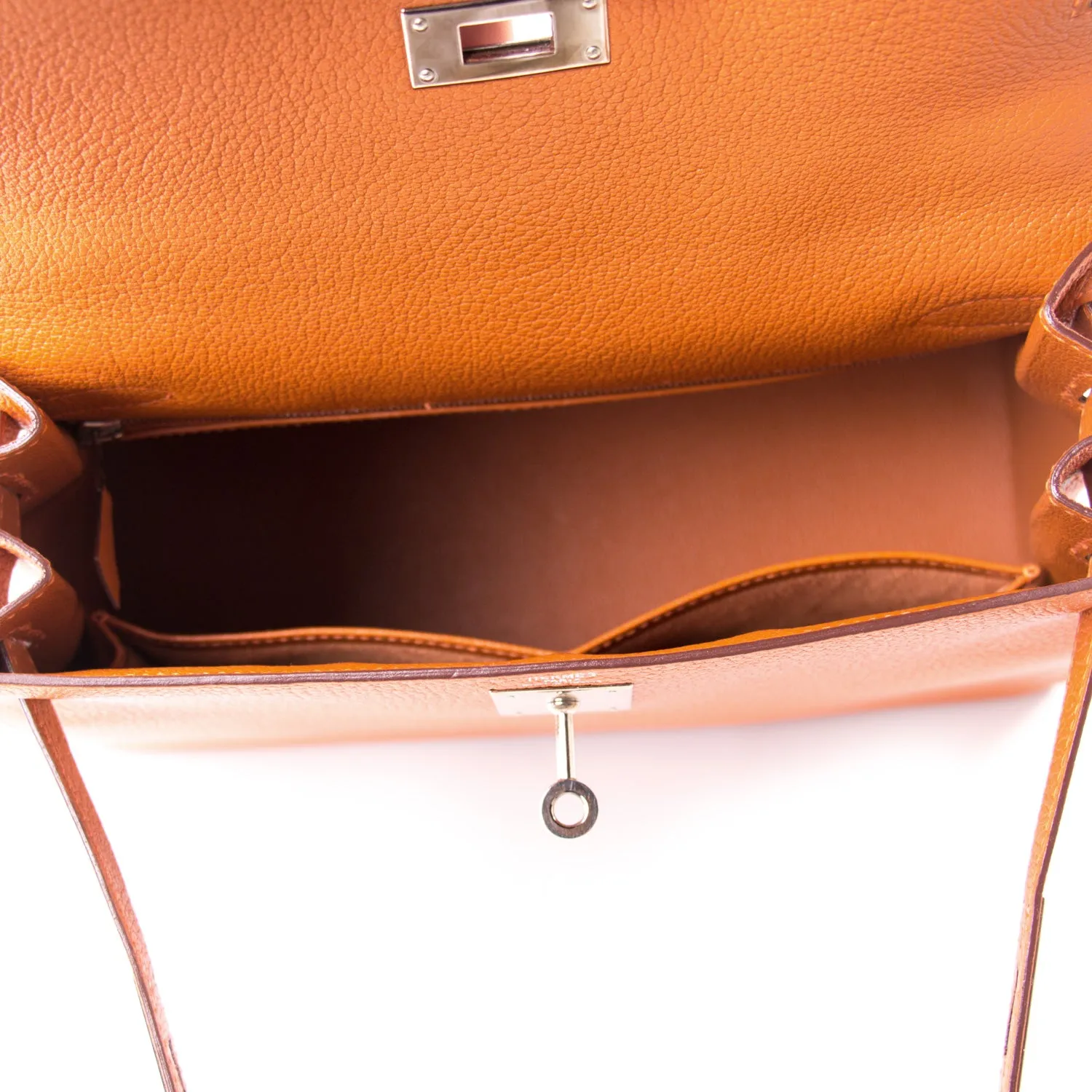 Hermès Kelly 28 Sellier Orange Chevre Mysore