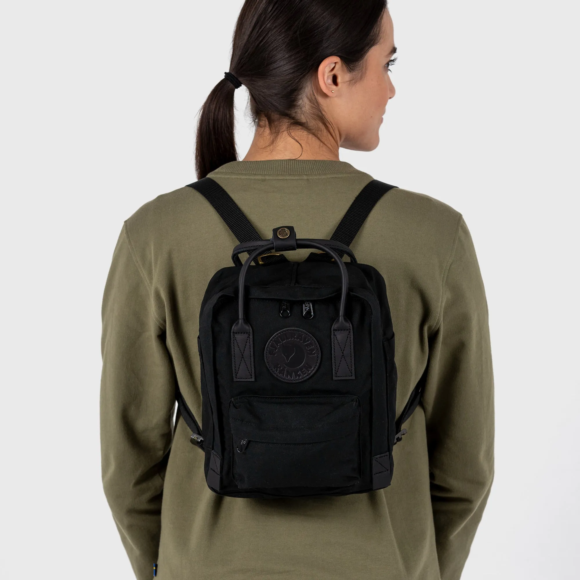 Kånken No. 2 Black Mini