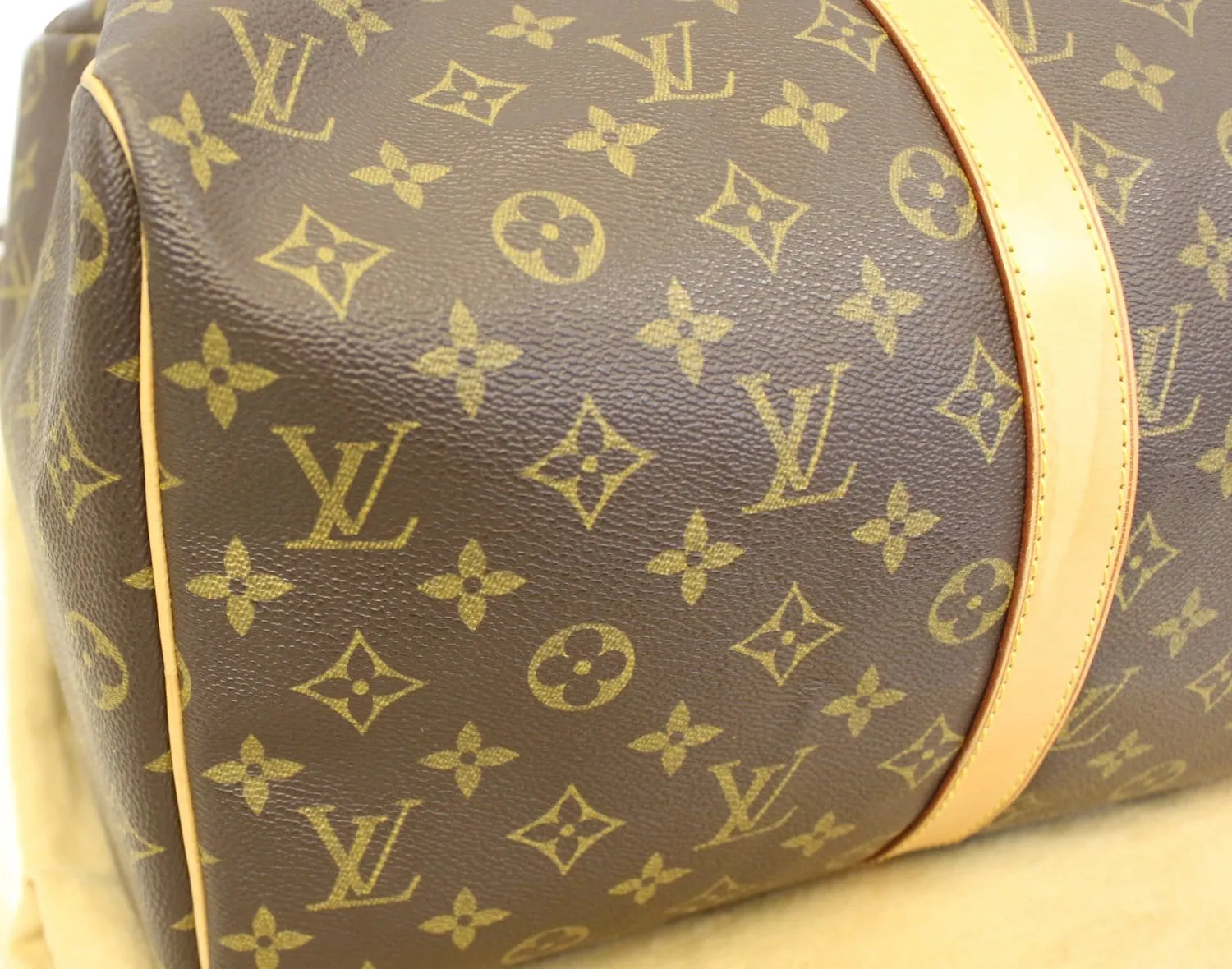 LOUIS VUITTON Keepall 45 Monogram Canvas Duffle Travel Bag