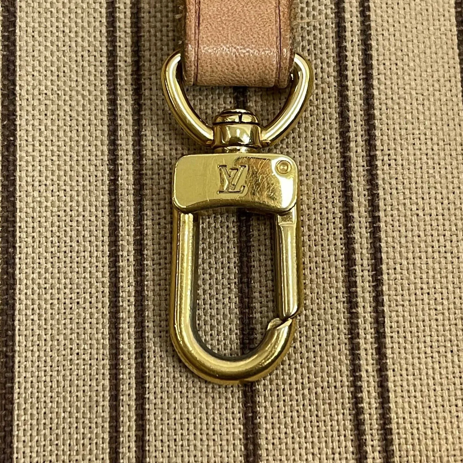 Louis Vuitton - LV Neverfull MM - Brown Monogram Tote w/ Pouch