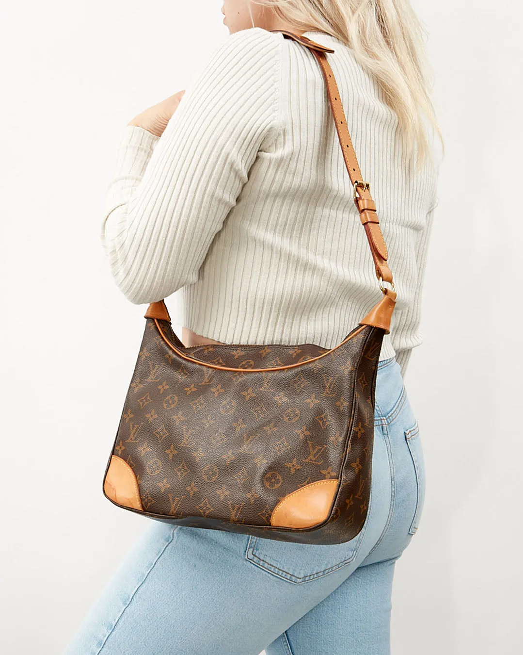 Louis Vuitton Monogram Canvas Boulogne 30 Shoulder Bag