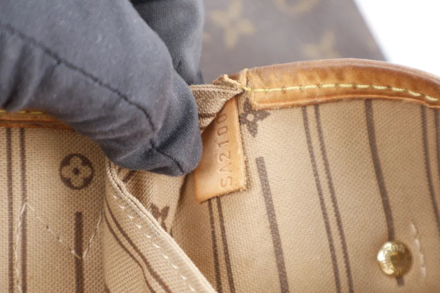 LOUIS VUITTON NEVERFULL M46975 MONOGRAM CANVAS GOLD HARDWARE NO DUST COVER