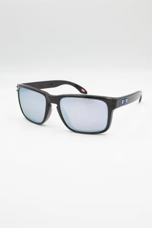 Oakley Holbrook