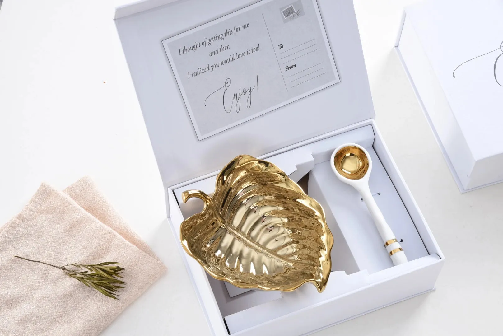 Quilted Pearl Travel Pieces | Resort Wear Accessories