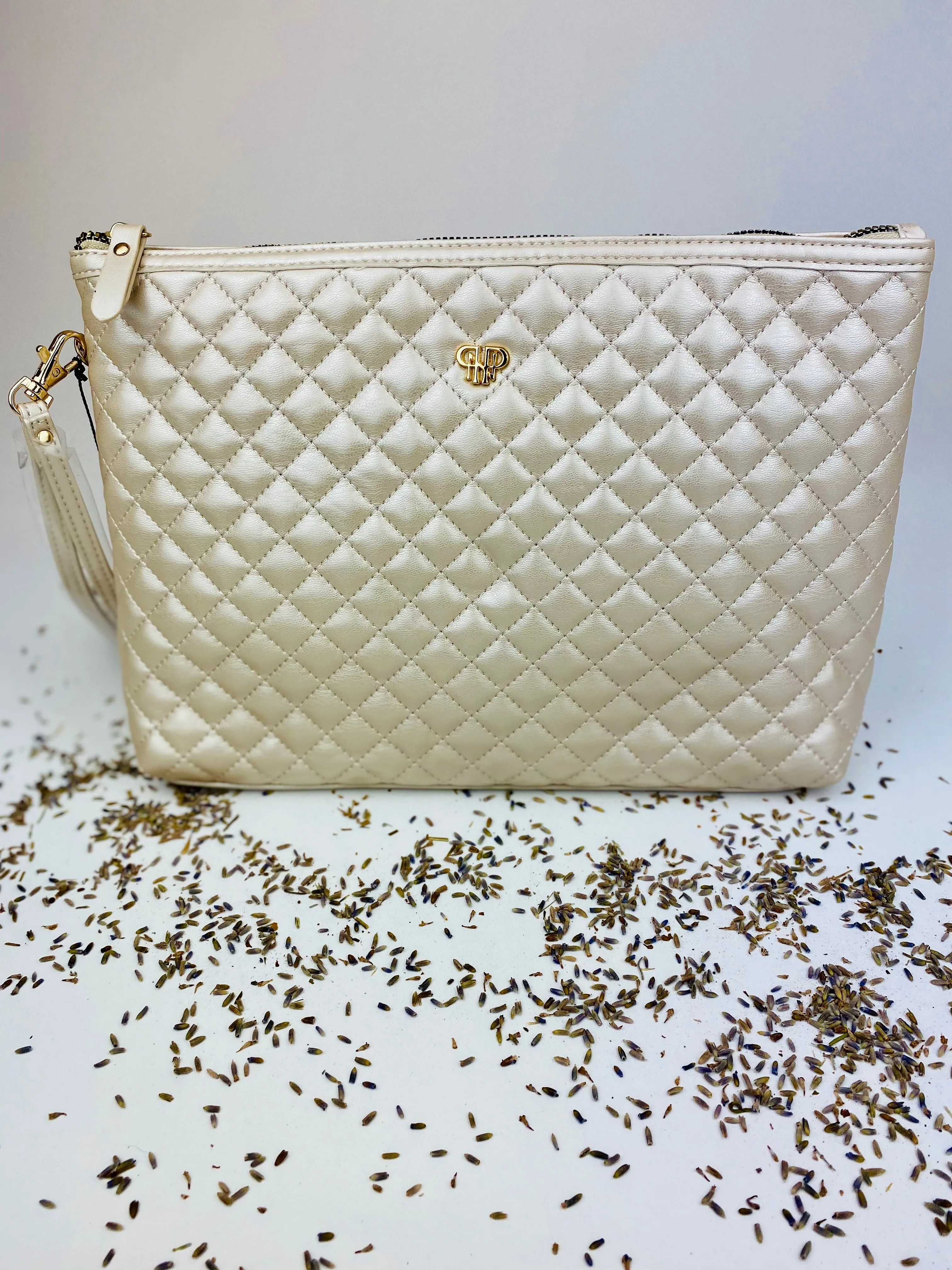Quilted Pearl Travel Pieces | Resort Wear Accessories
