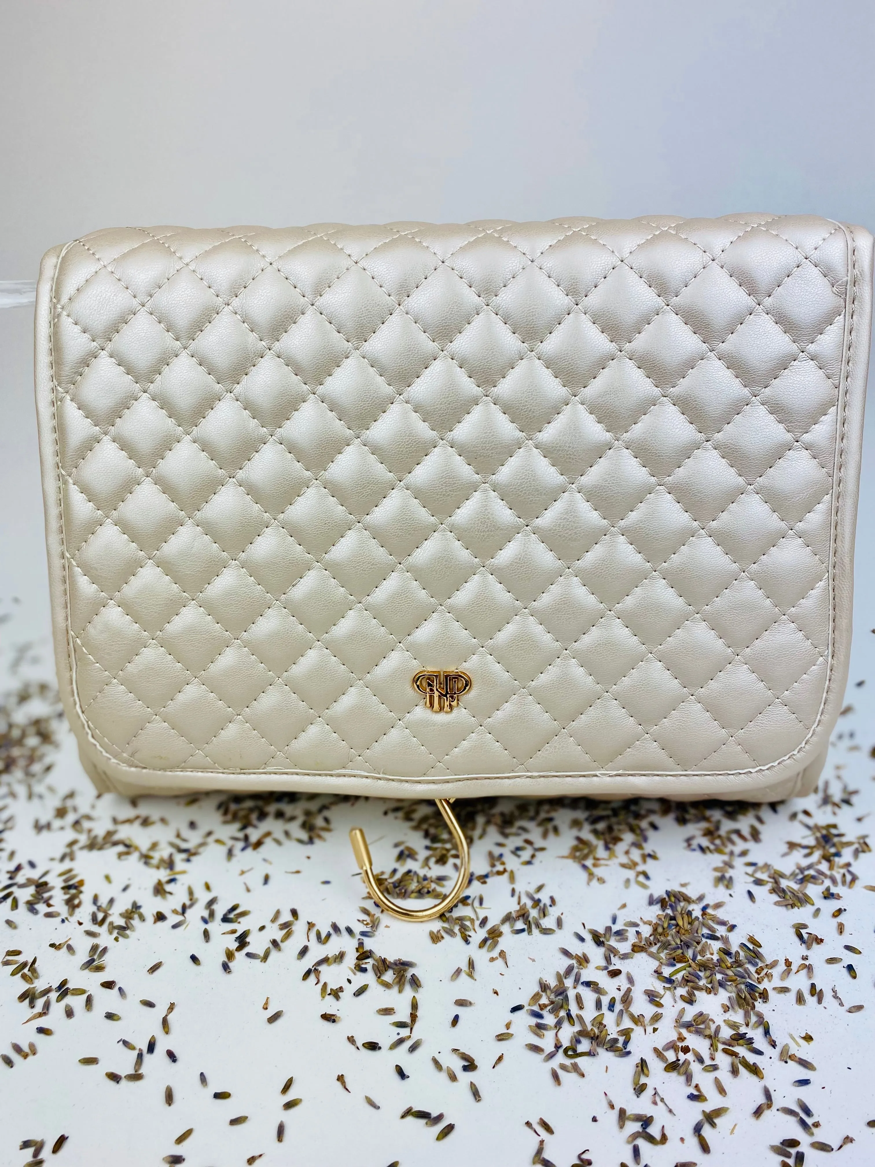 Quilted Pearl Travel Pieces | Resort Wear Accessories