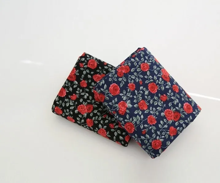 Rose Floral Oxford Cotton Fabric - Navy or Black - Home Decor Fabric By the Yard / 53391-1