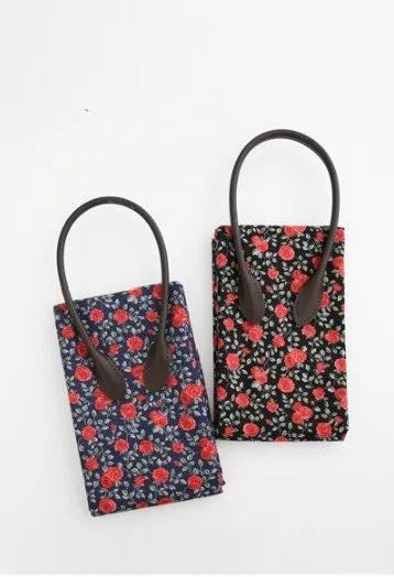 Rose Floral Oxford Cotton Fabric - Navy or Black - Home Decor Fabric By the Yard / 53391-1